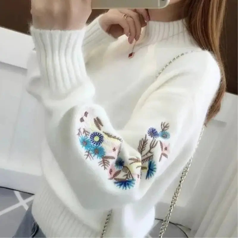 Isabel | Maglione Ricamato per un Look alla Moda